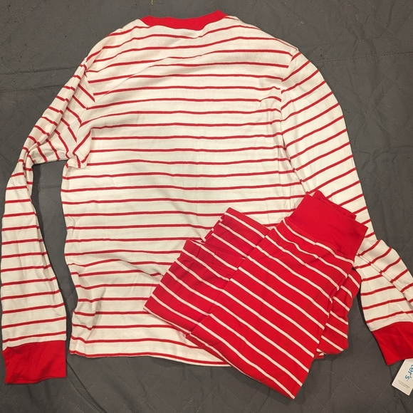Nwt Carter's adult pajamas size XL - Picture 2 of 4